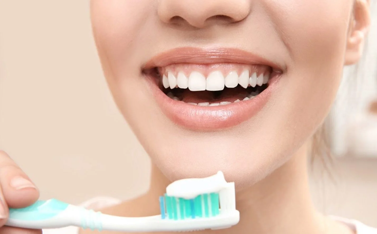 مسواک مناسب لمینت و کامپوزیت